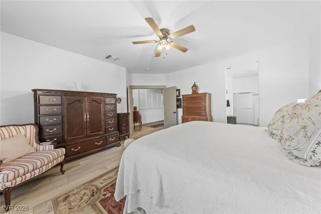 $549,900 | 550 Kings Links Street, Henderson, NV 89012