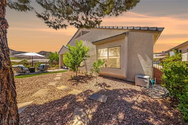 $549,900 | 550 Kings Links Street, Henderson, NV 89012