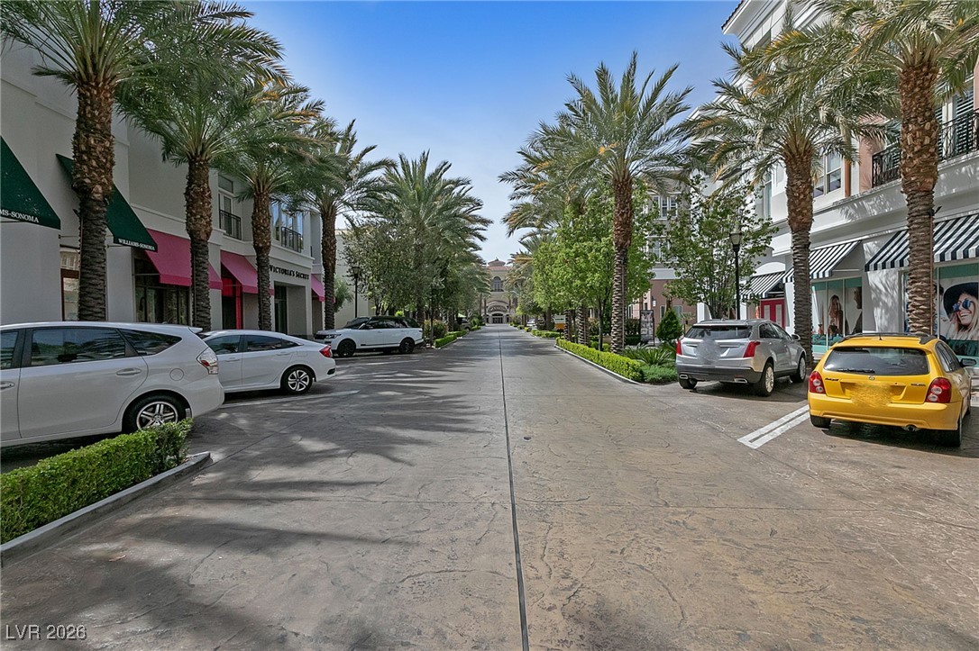 550 Kings Links Street Henderson, NV 89012 - Photo 33 of 36 View of concrete street