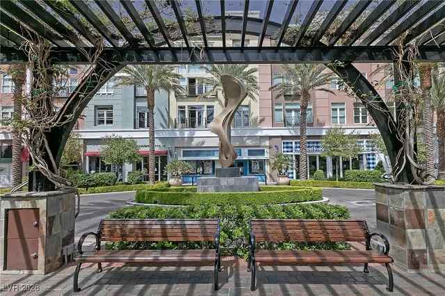 $549,900 | 550 Kings Links Street, Henderson, NV 89012