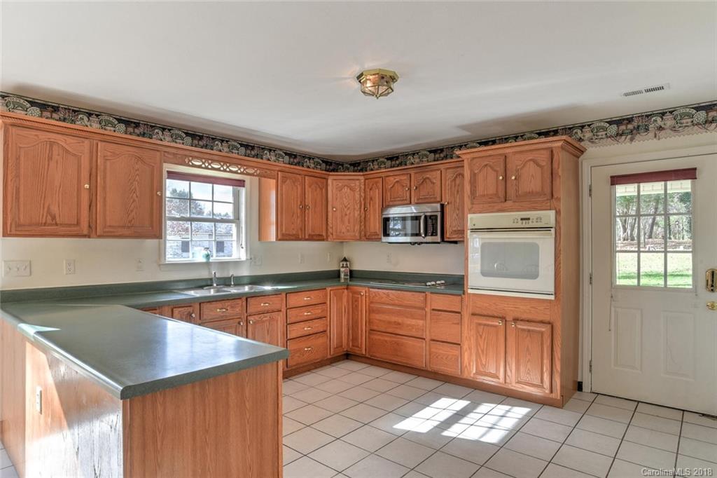364 Banner Farm Road Mills River, NC 28759 - Photo 11 of 35 Gallery Image 11