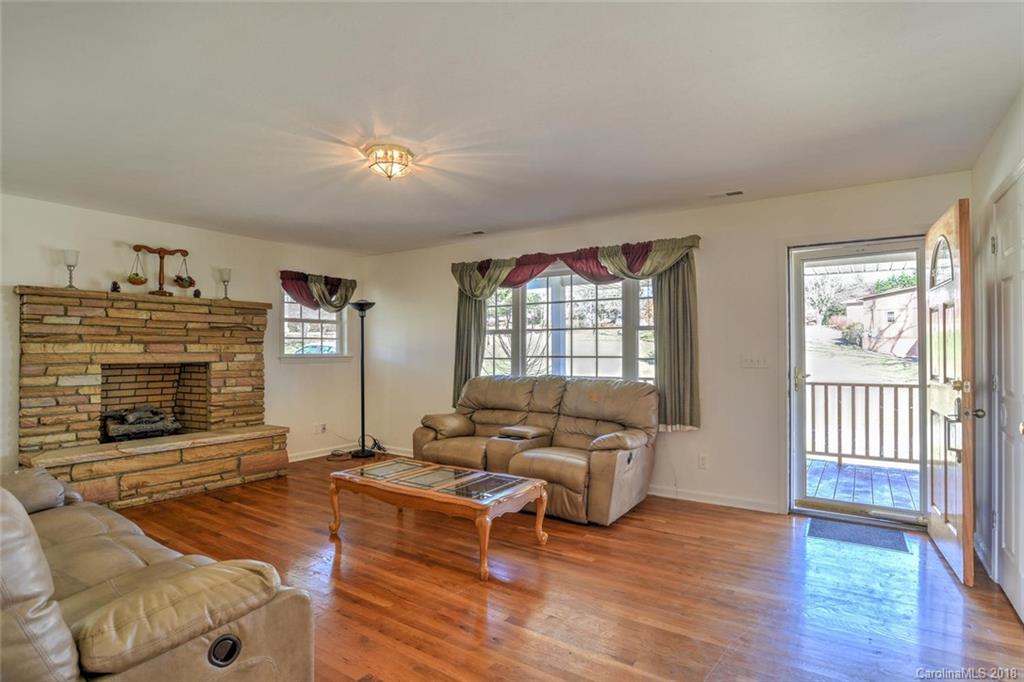 364 Banner Farm Road Mills River, NC 28759 - Photo 8 of 35 Gallery Image 8