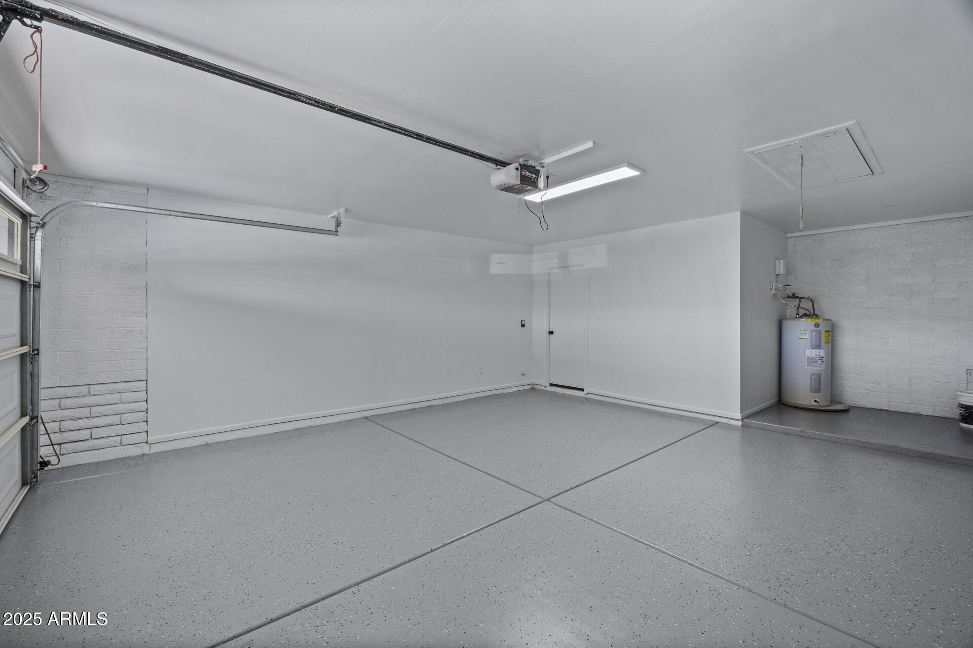 108 East Angela Drive Phoenix, AZ 85022 - Photo 27 of 33 1-19