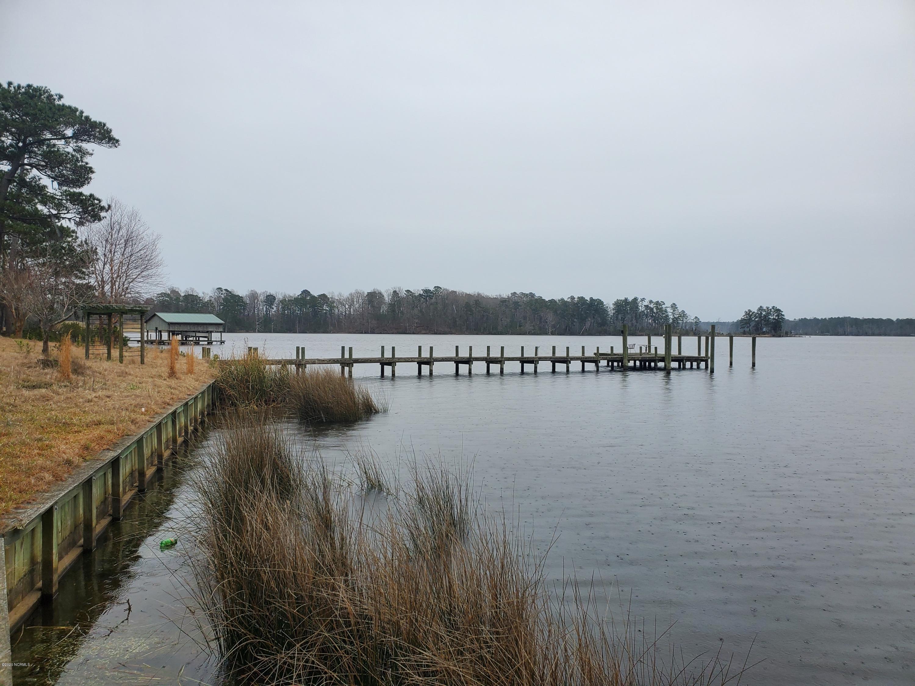 70 Long Point Road Chocowinity, NC 27817 - Photo 7 of 14 pier and bulk head