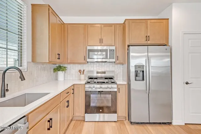 $2,000 | 43195 North Hinoki Street, Queen Creek, AZ 85140