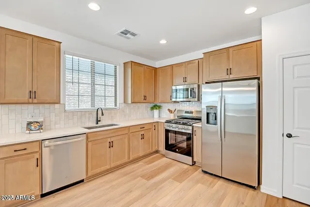 $2,000 | 43195 North Hinoki Street, Queen Creek, AZ 85140