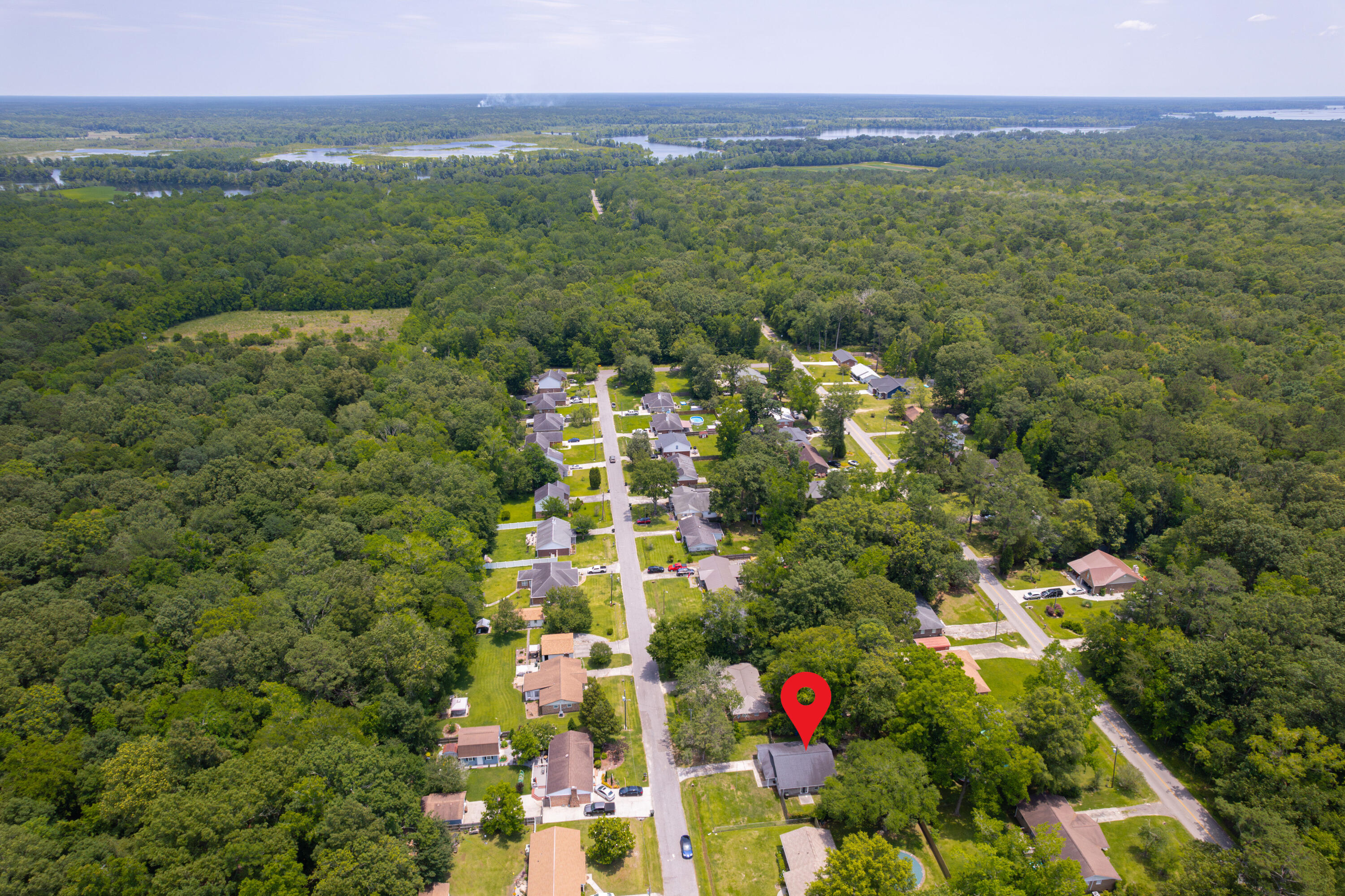 1216 State Rd S-8-806 Moncks Corner, SC 29461 - Photo 4 of 29 1216SaylorsAve-CasaVerdeMediaLLC4