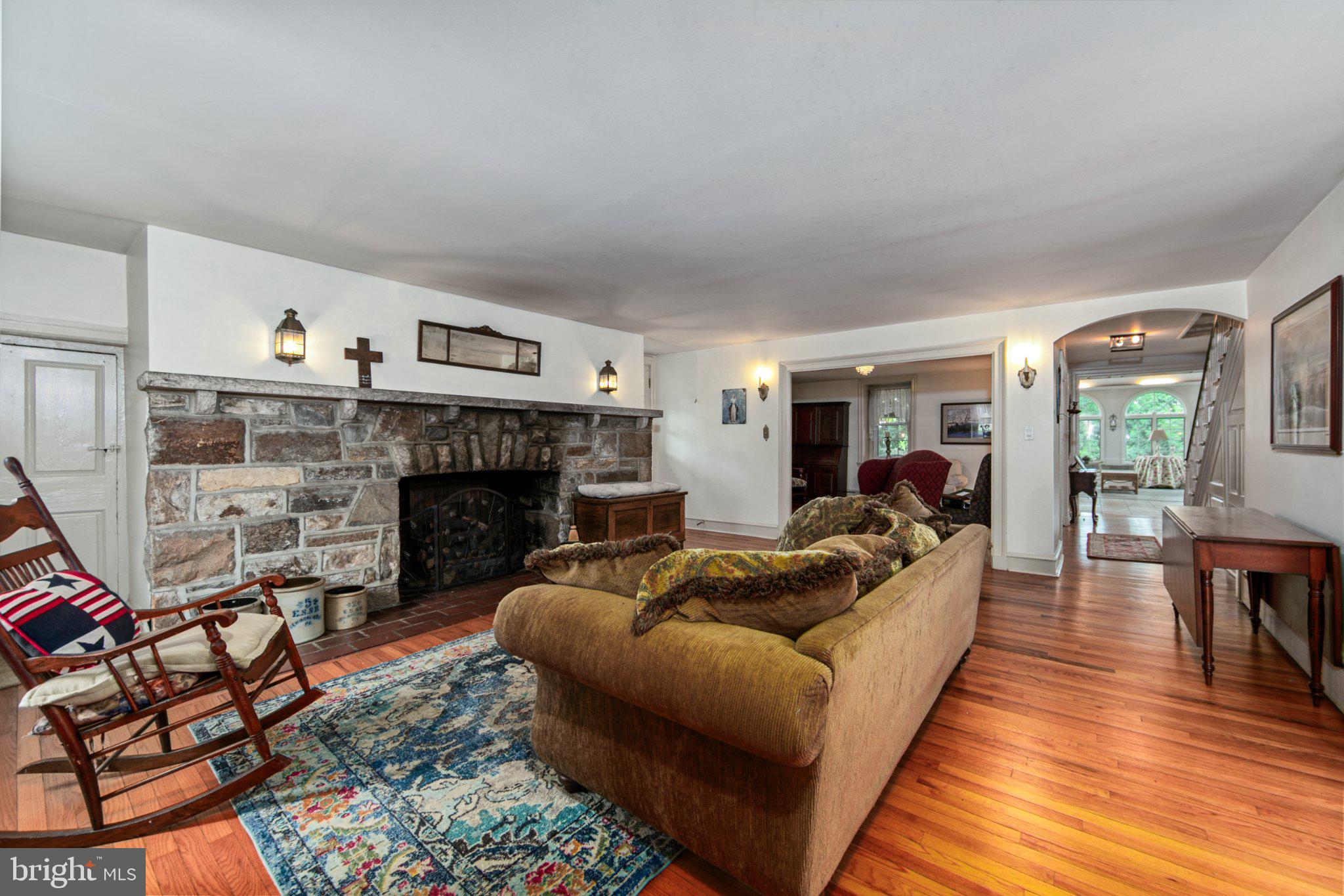 469 Ridge Lane Springfield, PA 19064 - Photo 11 of 96 Formal Living Room