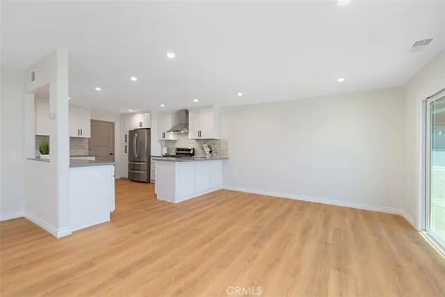 $7,800 | 4021 Via Manzana, San Clemente, CA 92673