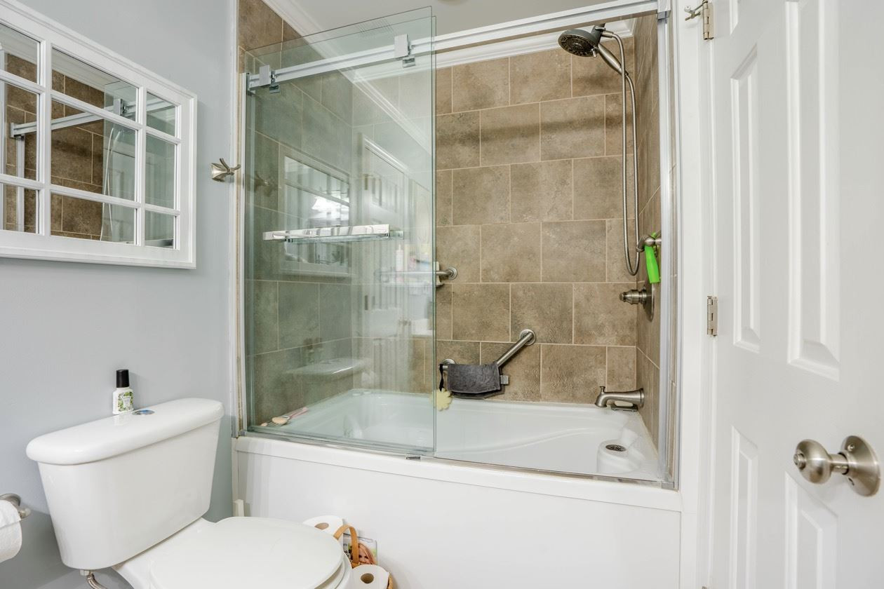 2914 Sparger Road Durham, NC 27705 - Photo 30 of 30 Whirlpool Tub/Shower combination