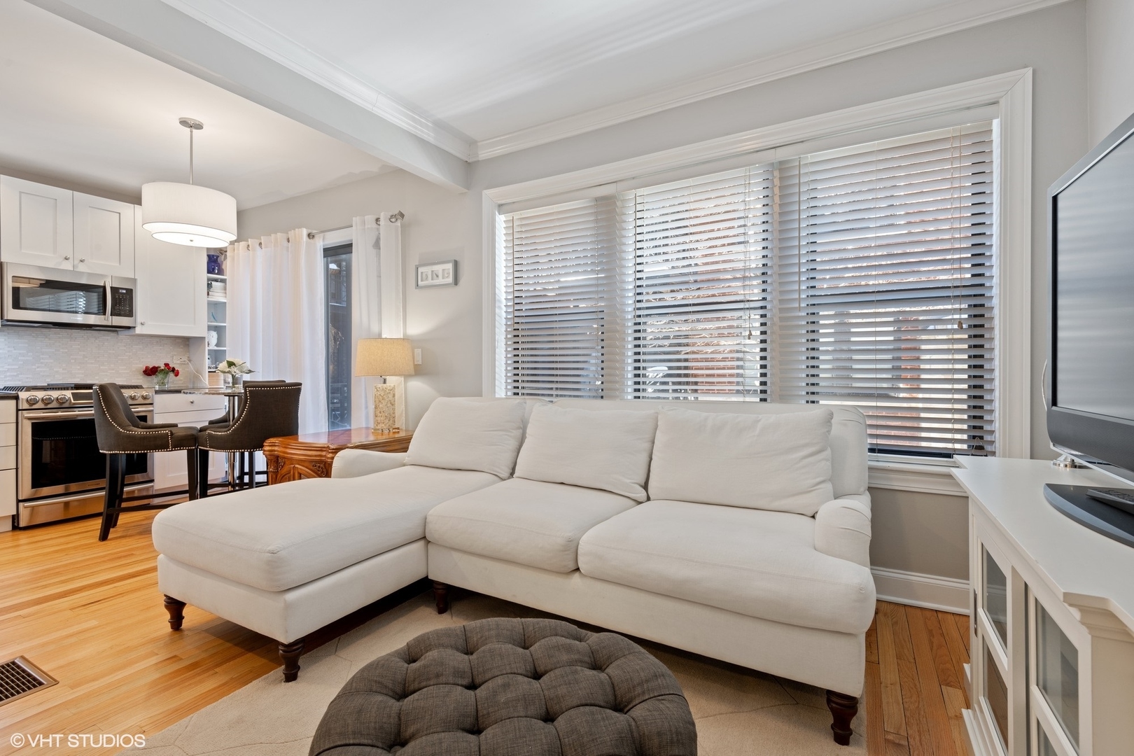 1133 West Grace Street, Unit 1S Chicago, IL 60613 - Photo 4 of 12