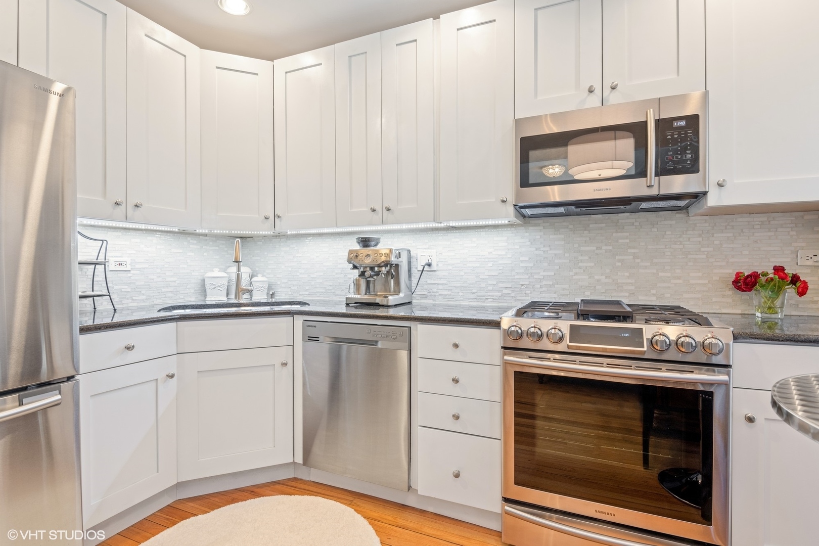 1133 West Grace Street, Unit 1S Chicago, IL 60613 - Photo 5 of 12