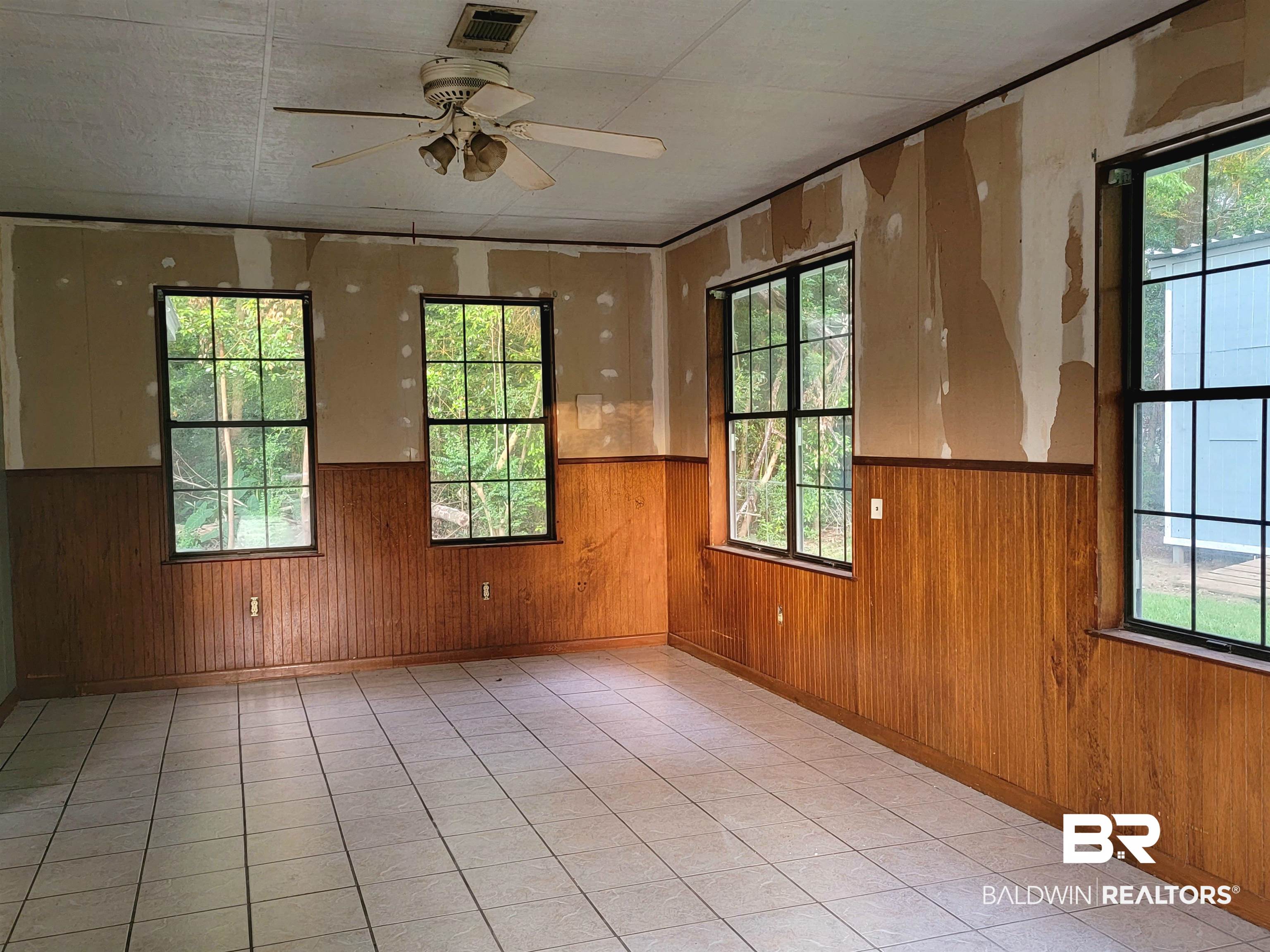 517 West Marigold Avenue Foley, AL 36535 - Photo 4 of 16 Gallery Image 4
