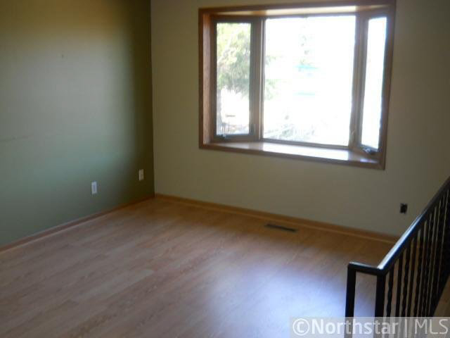 14421 Scenic Heights Road Eden Prairie, MN 55347 - Photo 10 of 12 Gallery Image 10