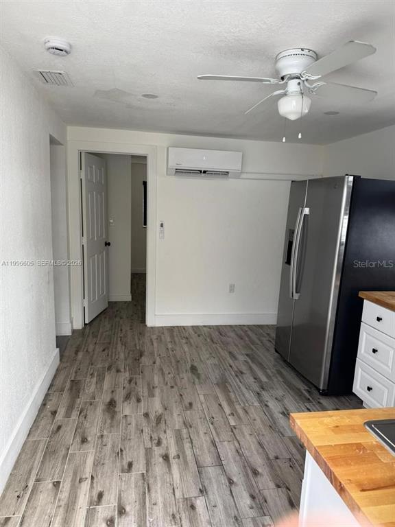 5420 East 7th Avenue, Unit 2 Hialeah, FL 33013 - Photo 9 of 10