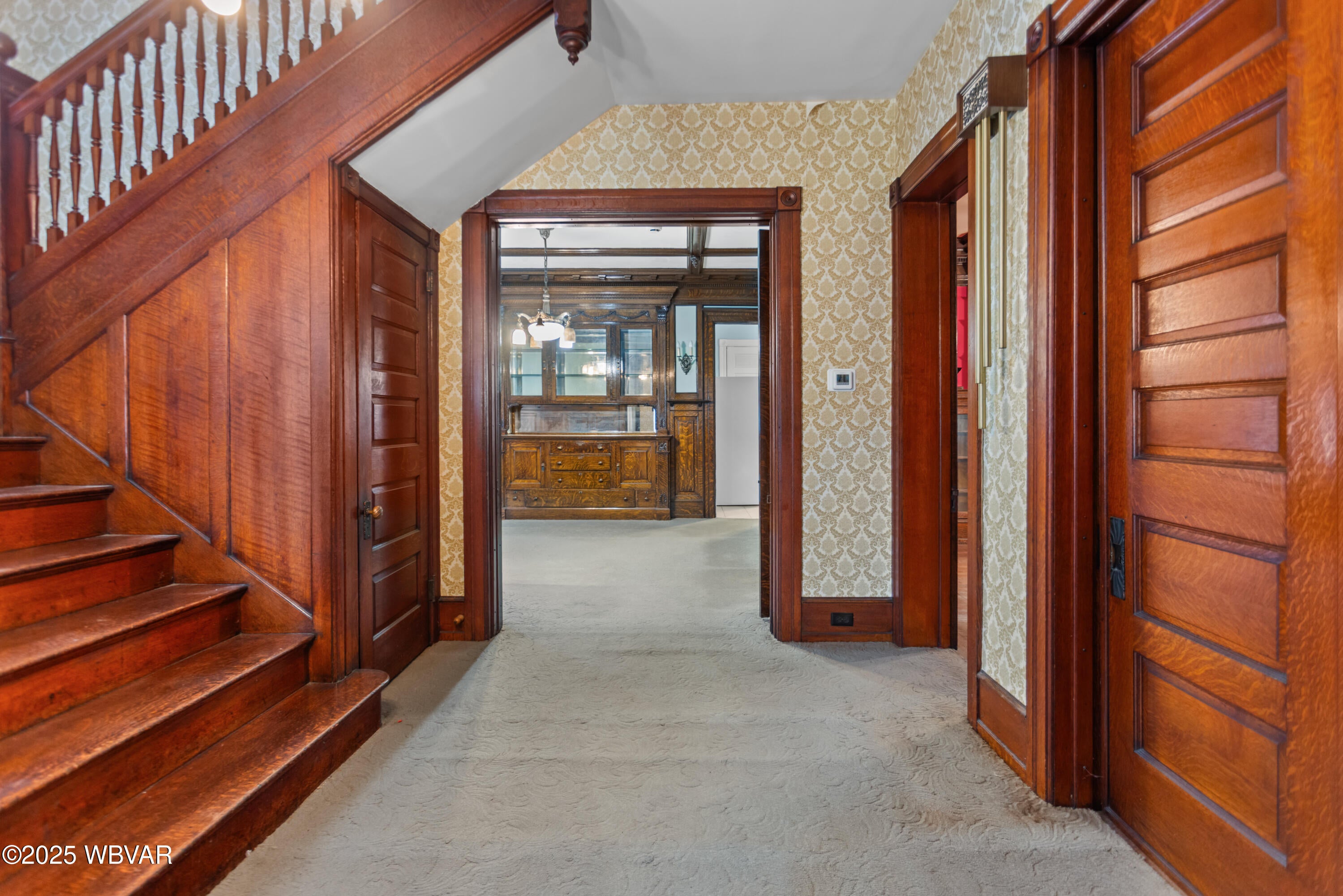 316 Rural Avenue Williamsport, PA 17701 - Photo 8 of 53 CD6A7401