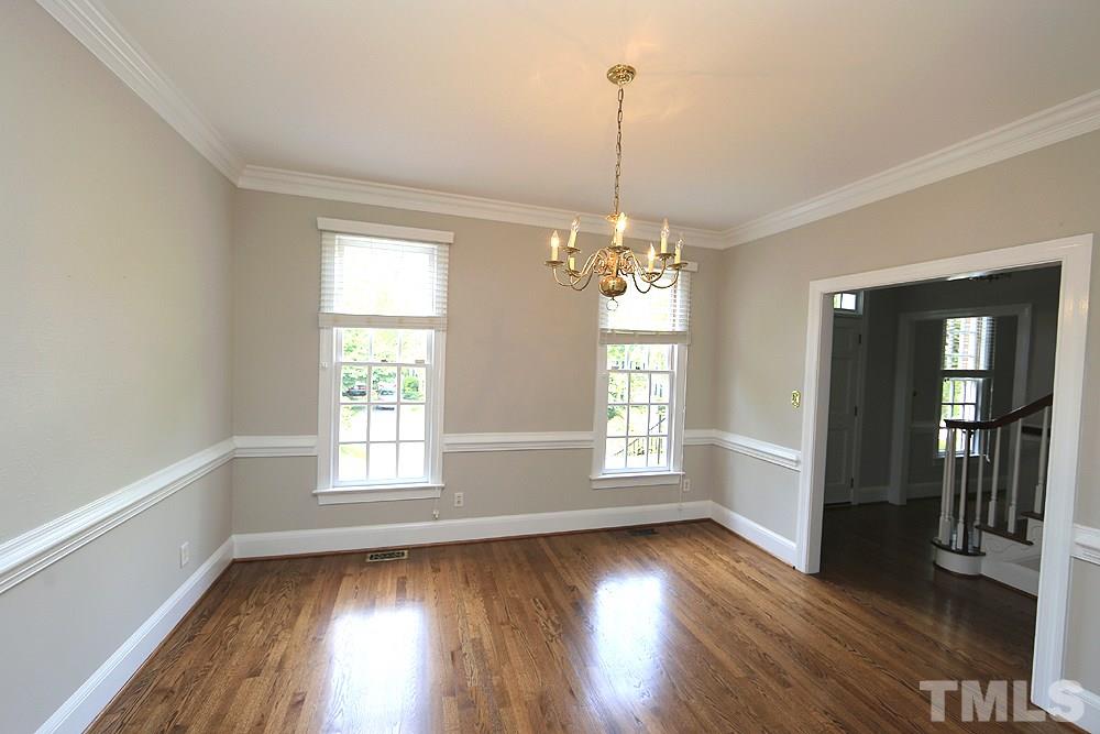 2116 Fallon Oaks Court Raleigh, NC 27608 - Photo 4 of 24