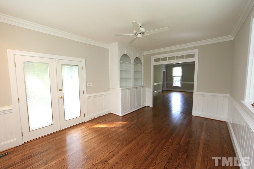 2116 Fallon Oaks Court Raleigh, NC 27608 - Photo 10 of 24