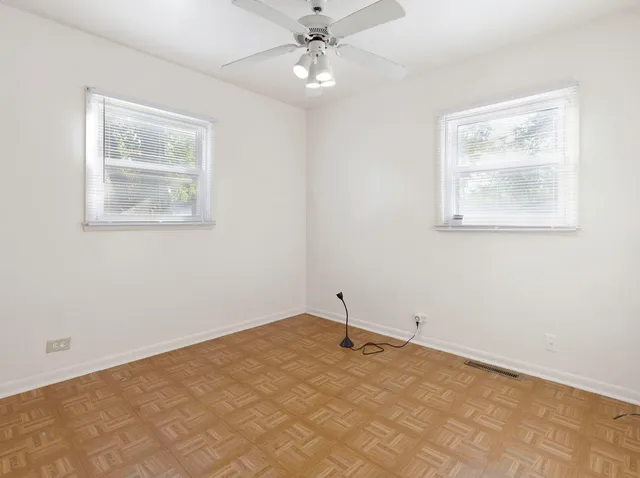 $130,000 | 384 Sunset Drive, Sun River Terrace, IL 60964