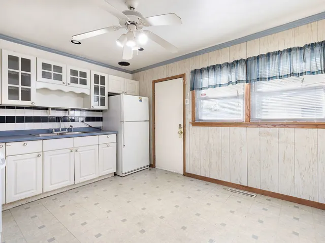 $130,000 | 384 Sunset Drive, Sun River Terrace, IL 60964