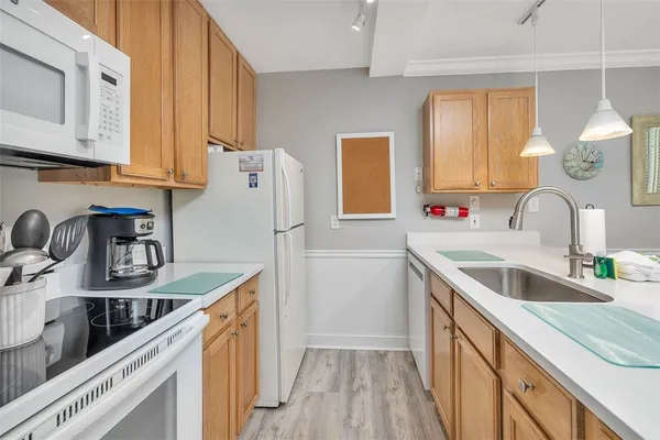 $399,000 | 1175 North Beachview Drive North, Unit 411, Jekyll Island, GA 31527