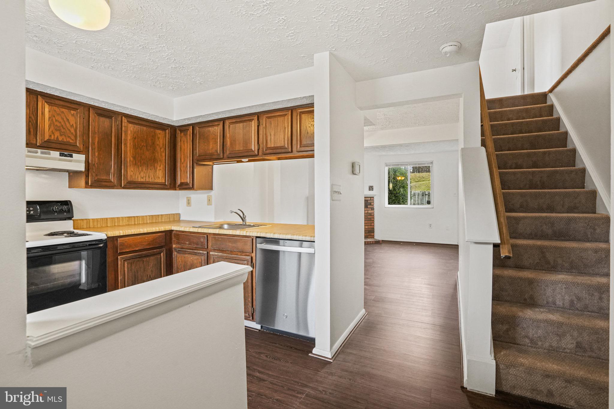 3525 Laurel View Court Laurel, MD 20724 - Photo 3 of 19 Main Level