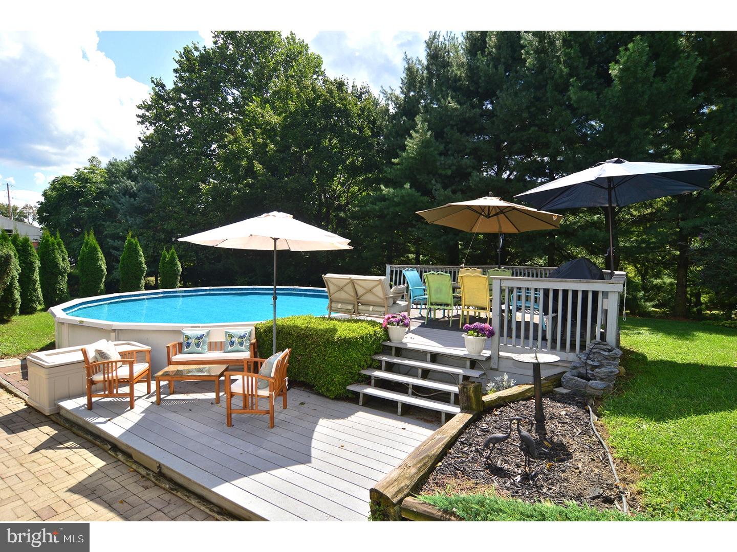 3540 Orchard Street Reading, PA 19606 - Photo 19 of 23 Deck