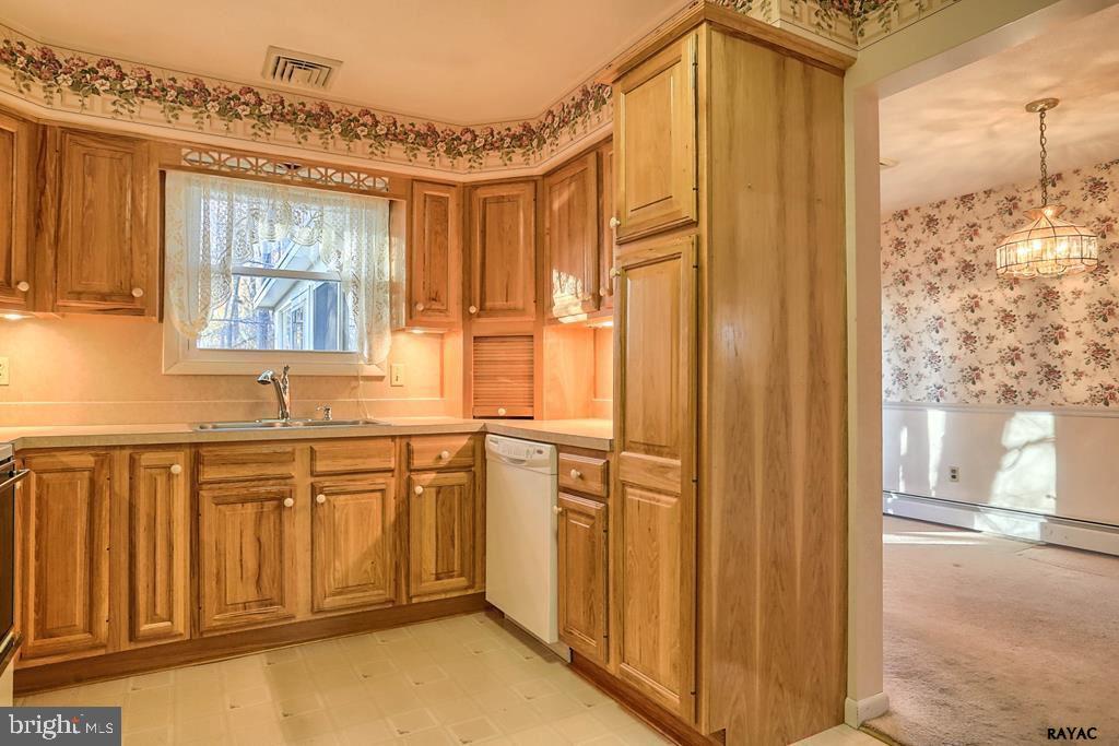 2136 Eden Road York, PA 17406 - Photo 13 of 36 Gallery Image 13