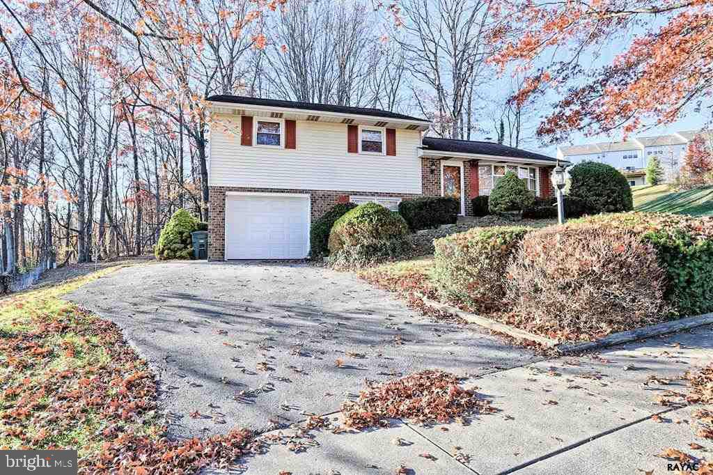 2136 Eden Road York, PA 17406 - Photo 2 of 36 Gallery Image 2