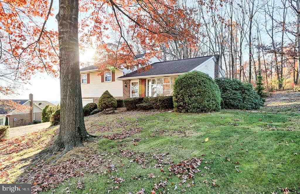 2136 Eden Road York, PA 17406 - Photo 3 of 36 Gallery Image 3