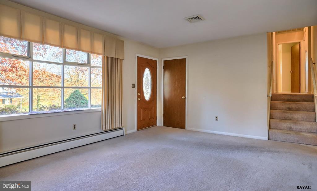 2136 Eden Road York, PA 17406 - Photo 6 of 36 Gallery Image 6
