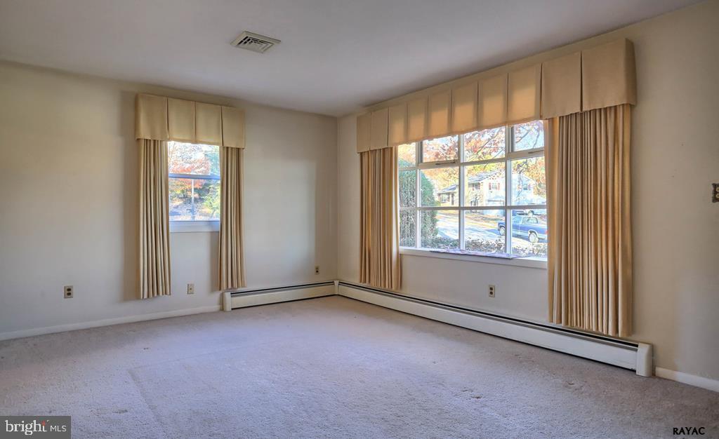 2136 Eden Road York, PA 17406 - Photo 7 of 36 Gallery Image 7