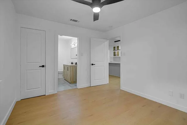 $1,900 | 2805 2nd Avenue North, Texas City, TX 77590