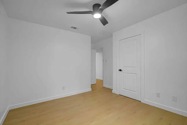 $1,900 | 2805 2nd Avenue North, Texas City, TX 77590