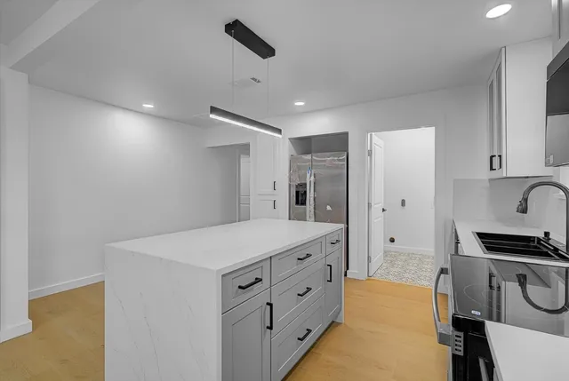 $1,900 | 2805 2nd Avenue North, Texas City, TX 77590