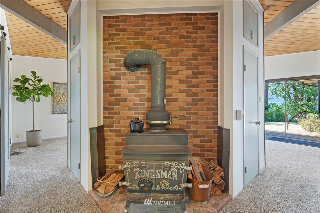 6316 South Shore Road Anacortes, WA 98221 - Photo 14 of 35 Gallery Image 14