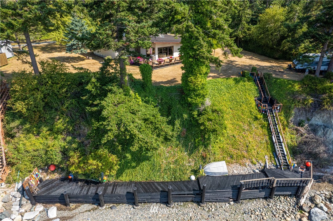 6316 South Shore Road Anacortes, WA 98221 - Photo 4 of 35 Gallery Image 4