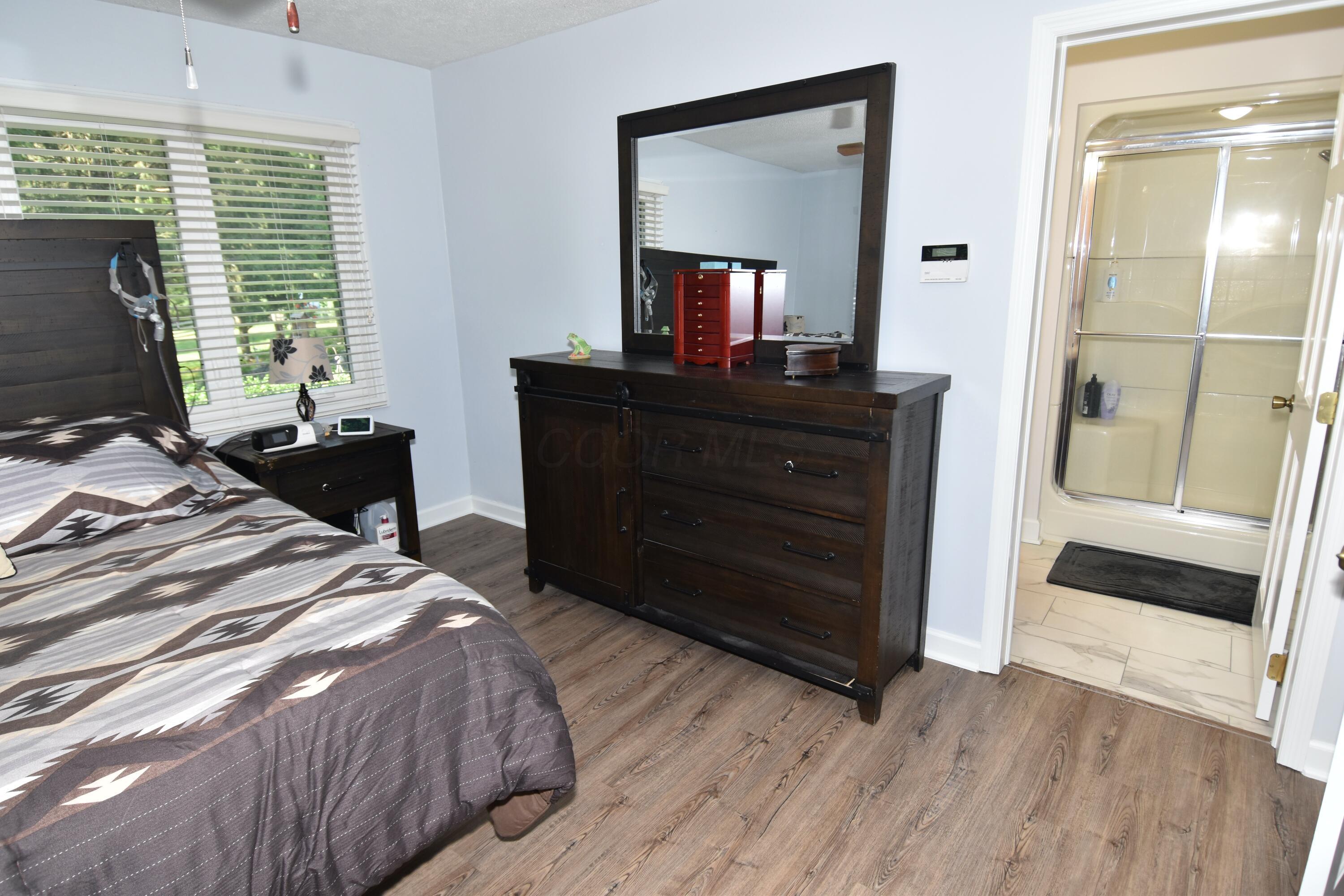 15 Tow Path Road Granville, OH 43023 - Photo 41 of 79 Owners Ensuite