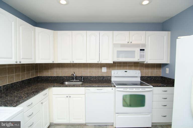 7729 Notley Road Pasadena, MD 21122 - Photo 1 of 19 Kitchen
