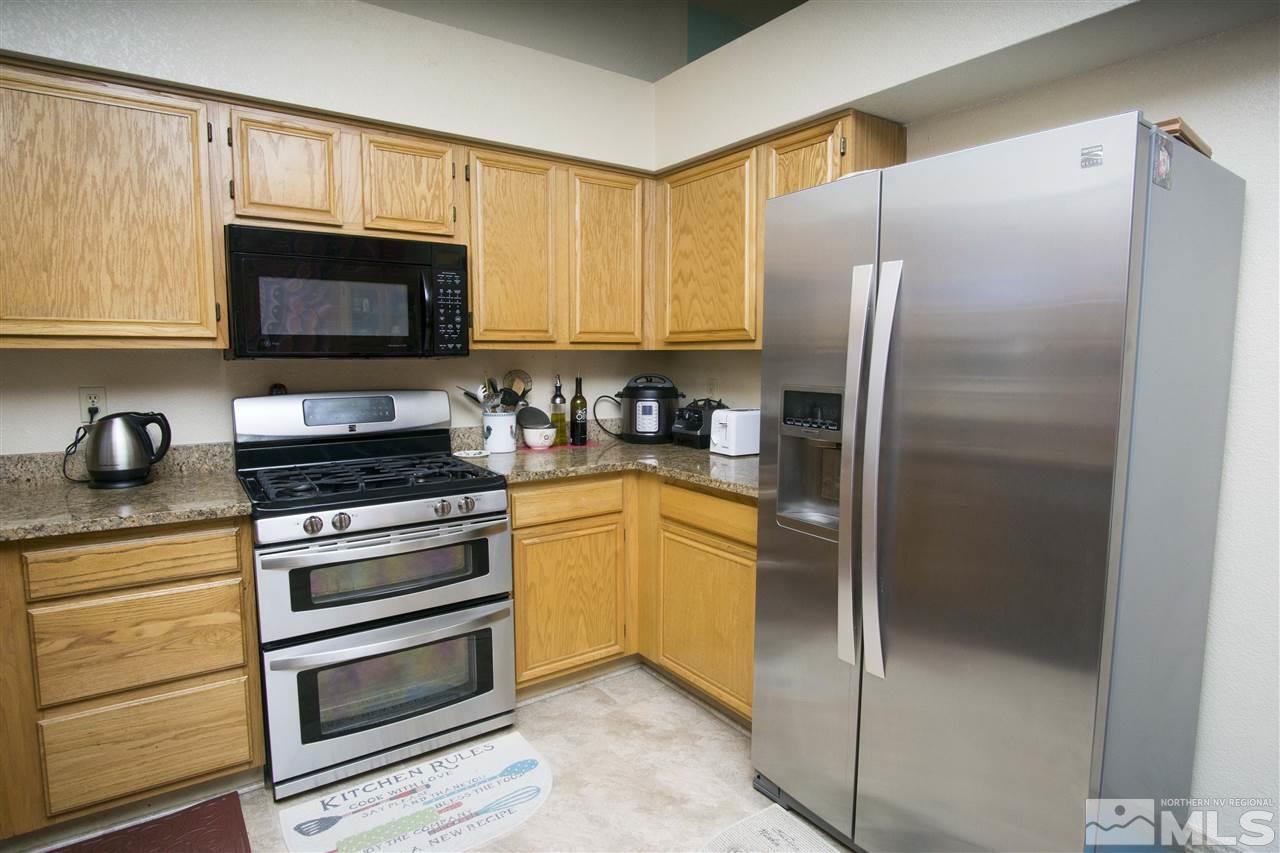 6948 Forsythia Way Reno, NV 89506 - Photo 5 of 18 Photo 5