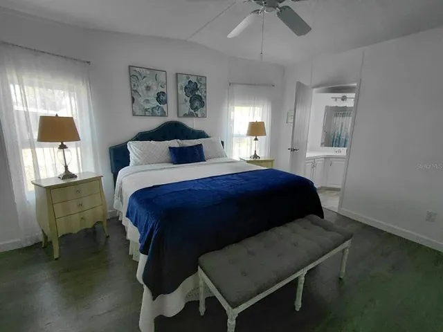 $159,900 | 1001 Starkey Road, Unit 476, Largo, FL 33771