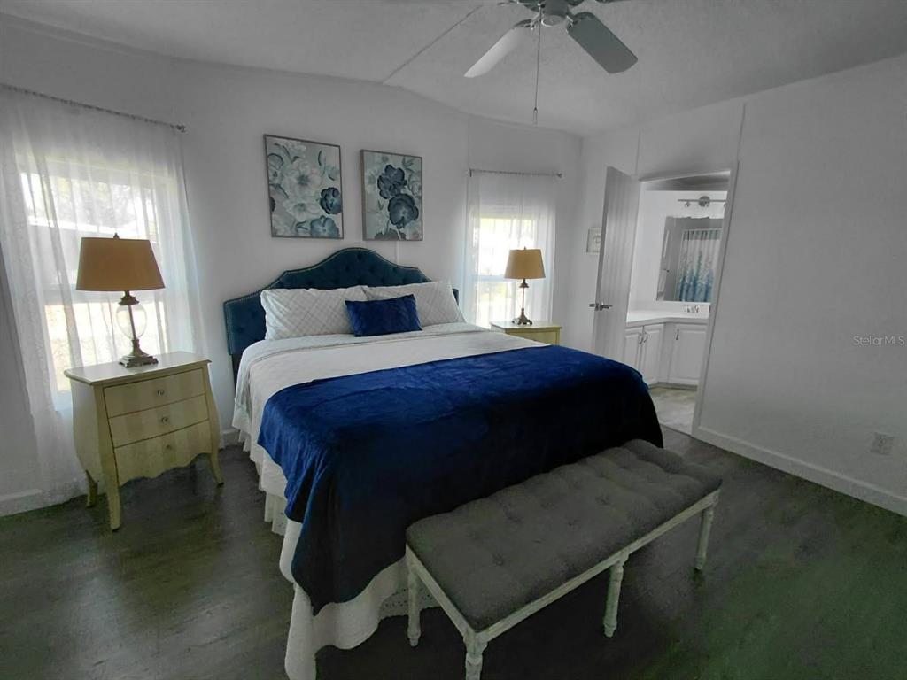 1001 Starkey Road, Unit 476 Largo, FL 33771 - Photo 13 of 24