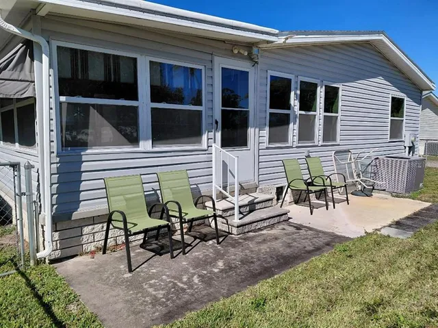 $159,900 | 1001 Starkey Road, Unit 476, Largo, FL 33771