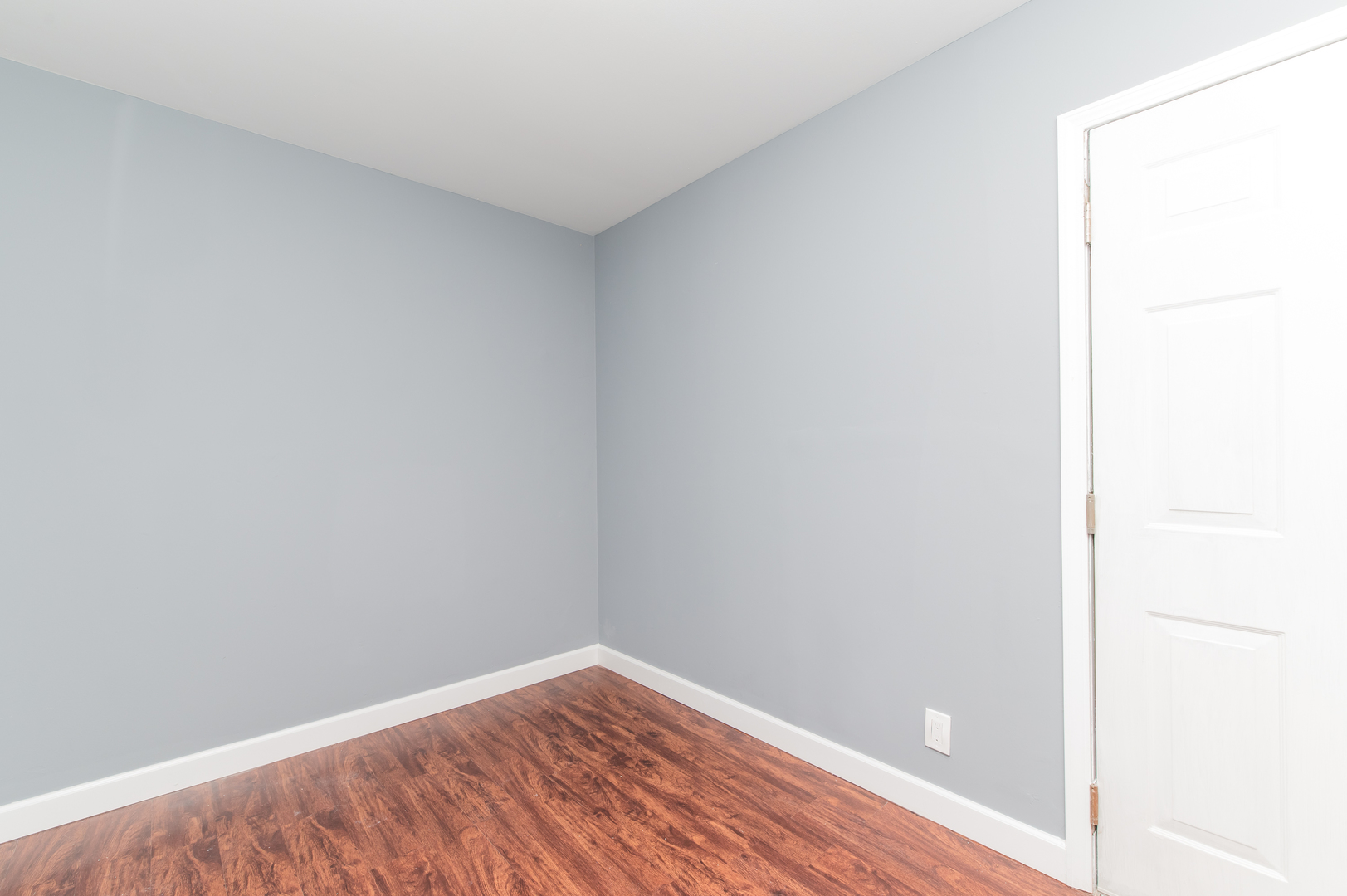 734 Surrey Drive Streamwood, IL 60107 - Photo 15 of 36 a view of a small space with wooden floor