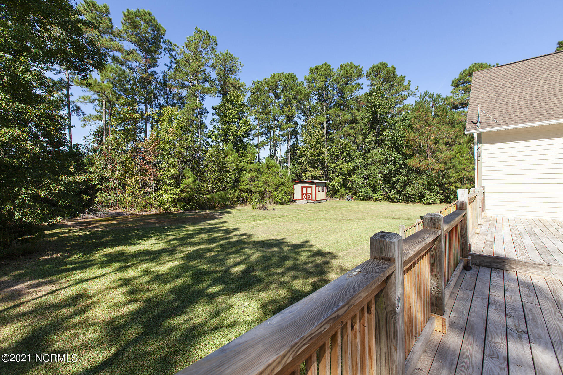 311 Brick Yard Road Hampstead, NC 28443 - Photo 41 of 49 Brick-yard-311-16deck-Gary_7413