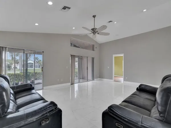$3,900 | 22845 Barrister Drive, Boca Raton, FL 33433
