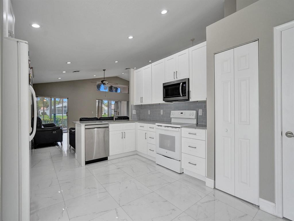 22845 Barrister Drive Boca Raton, FL 33433 - Photo 29 of 42 GetMedia (29)