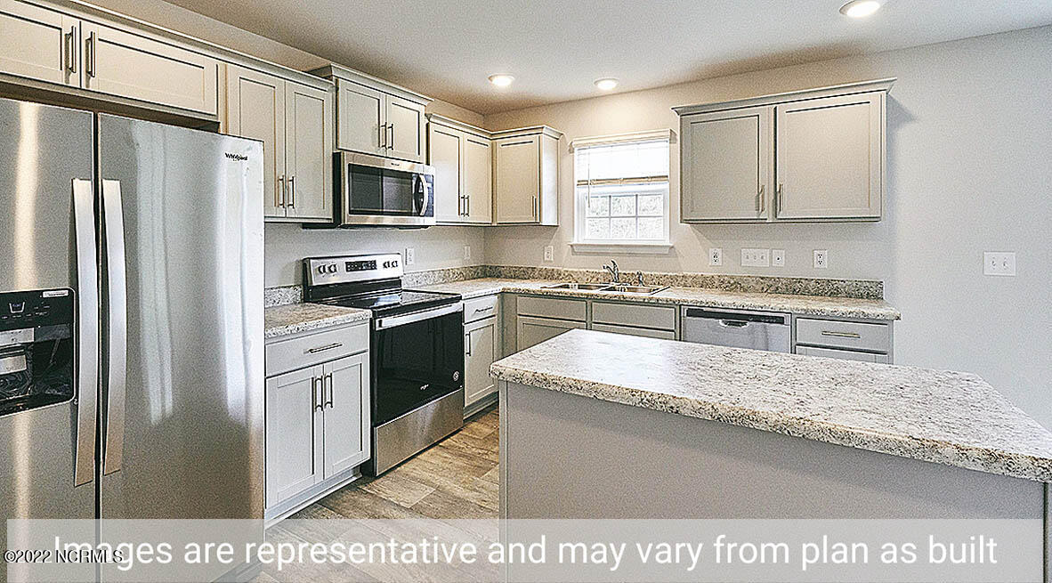 7645 Sand Pit Road Stantonsburg, NC 27883 - Photo 18 of 31 Kyle_Gray_Cabinets (17)