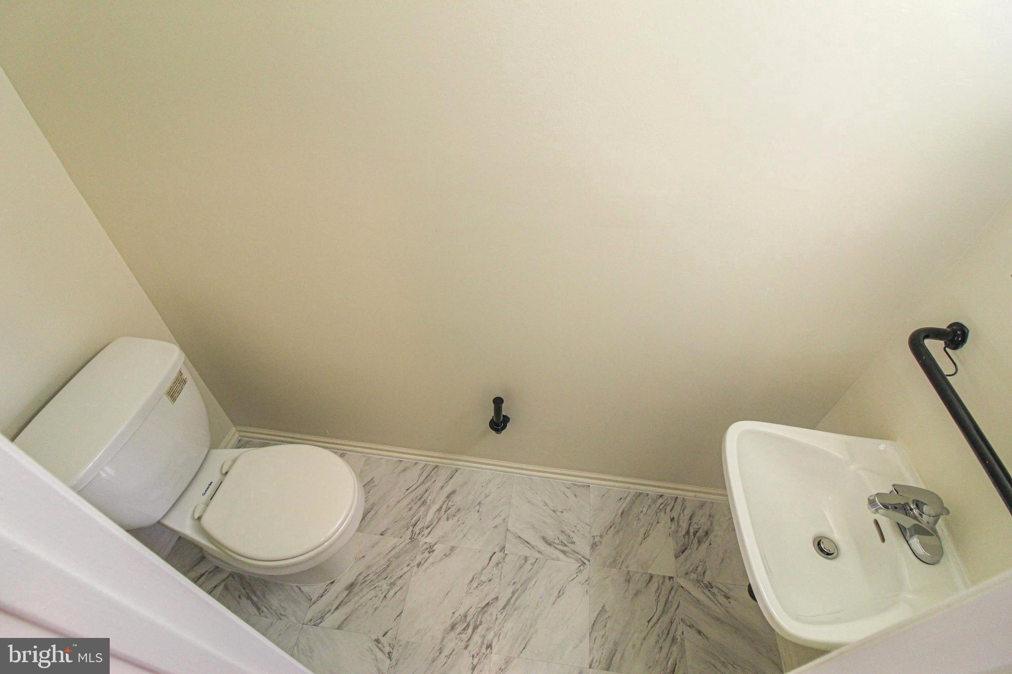 7403 Bentree Road Fort Washington, MD 20744 - Photo 13 of 31 Gallery Image 13