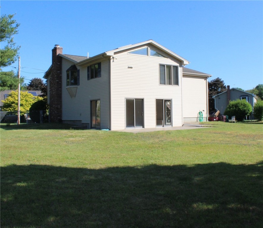 197 Ray Avenue Woonsocket, RI 02895 - Photo 18 of 22 Gallery Image 18
